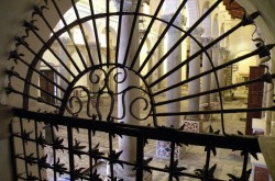 Interno del Duomo visto dalla cappella del SS. Crocifisso - Comune di Castroreale