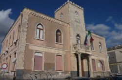 Foto del Comune della Sicilia - Aci Castello - Municipio