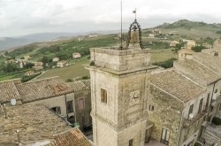 Foto del Comune della Sicilia - Acquaviva Platani - veduta aerea